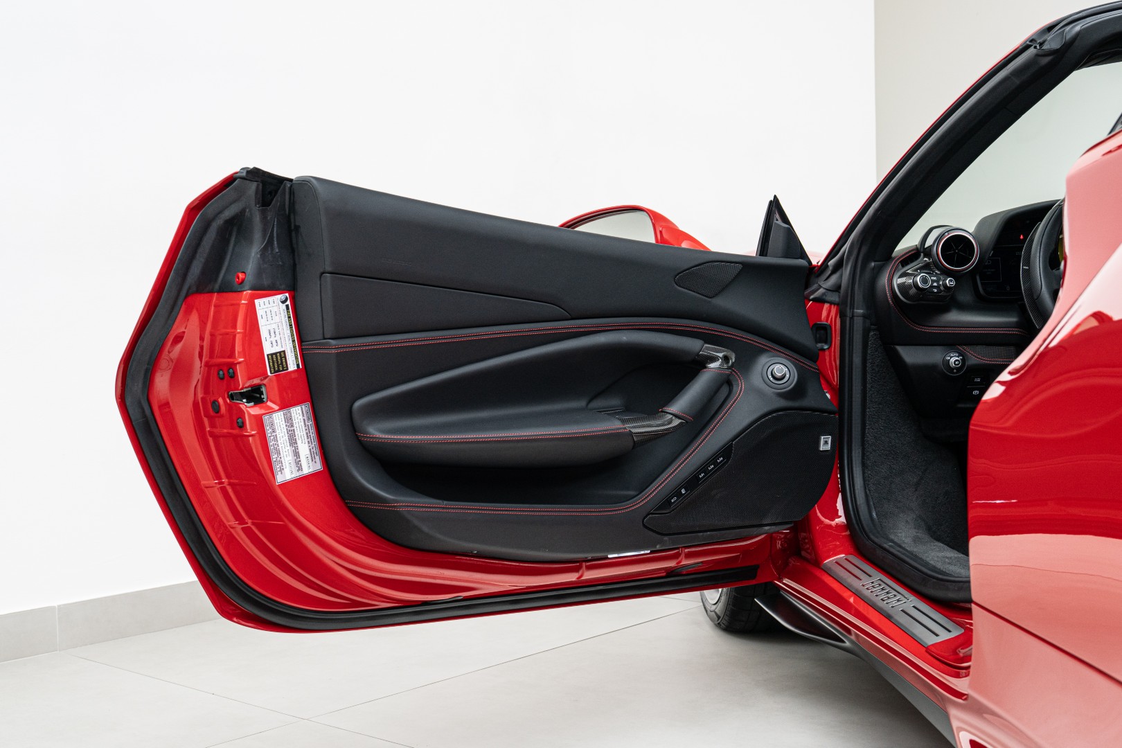 2022 FERRARI F8 SPIDER | MAIN DEALER SERVICE